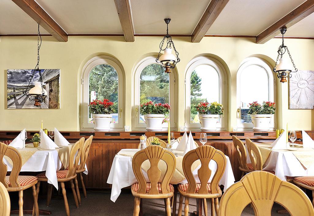 Hotel Und Restaurant Petit Robby *